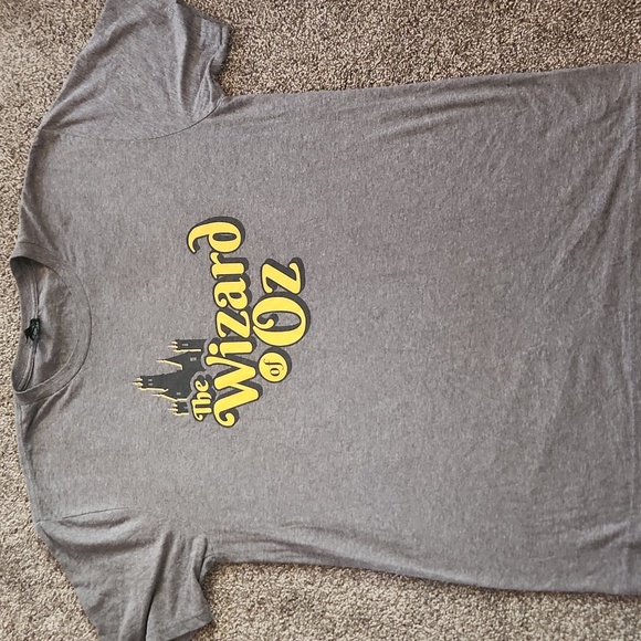 District Other - Wizard Of Oz - Short Sleeve District Brand Tee - Size Large